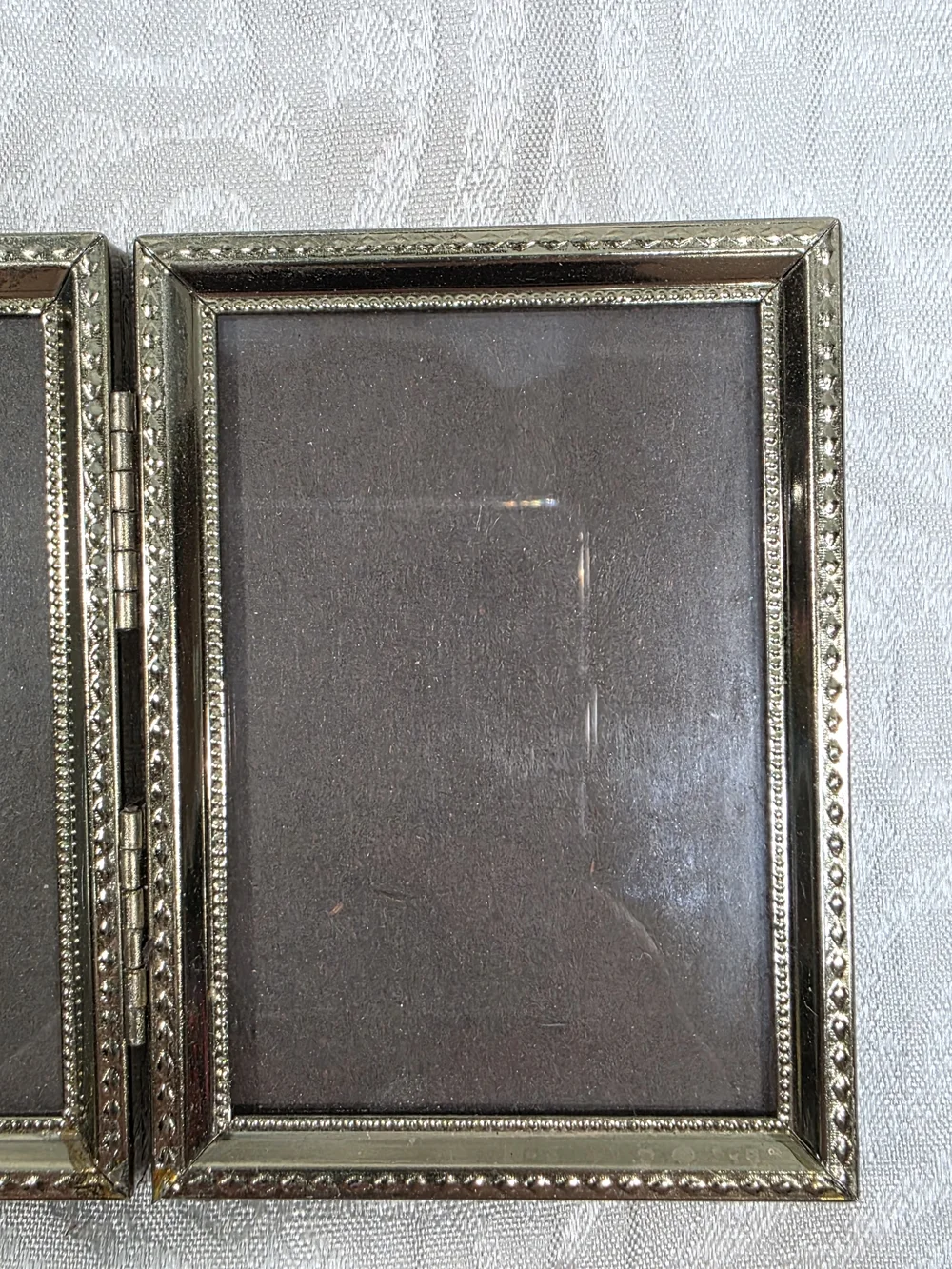 VTG MCM STANDING GOLD METAL TWO PHOTO HINGED FRAME